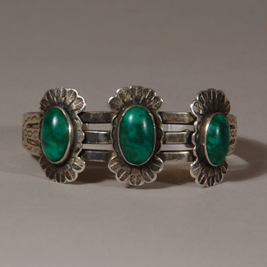 Navajo Indian Jewelry - 25486